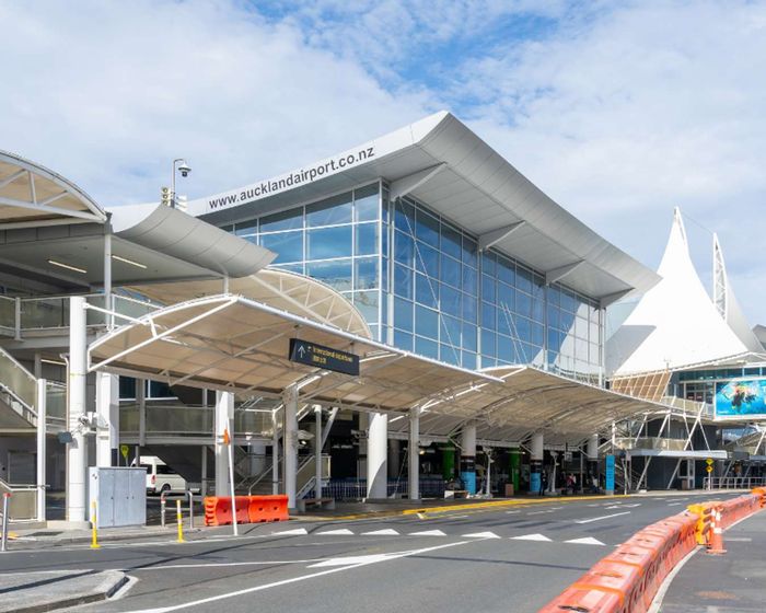 cách di chuyển từ sân bay Auckland về trung tâm thành phố