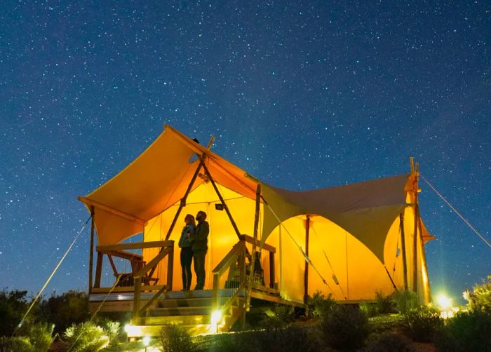 Under Canvas Lake Powell - Grand Staircase offers tented accommodations that provide clear, unobstructed views of the night sky.