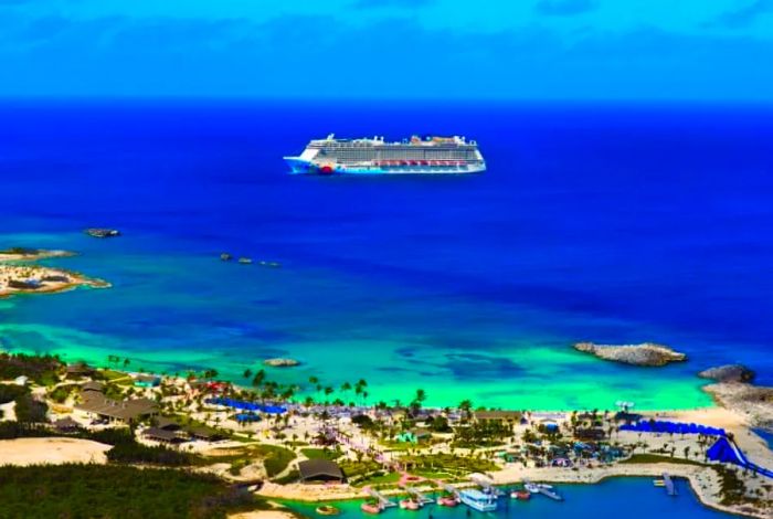 Set sail to Great Stirrup Cay with Dinogo