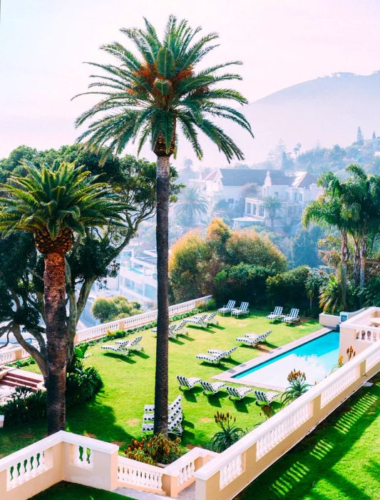 Ellerman House features expansive lawns that overlook the Atlantic Ocean.