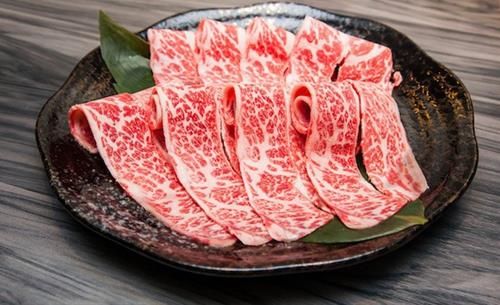 Thịt bò Kobe rất đắt đỏ