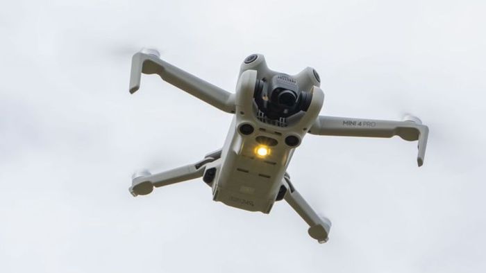 Ai nên chọn DJI Mini 4 Pro?