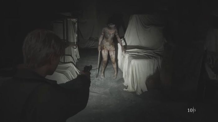 Y tá đầu bong bóng