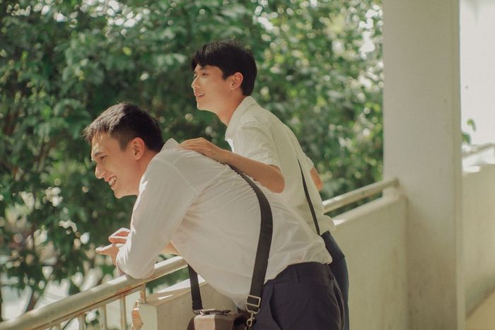 Hai người bạn thân Vinh và Phúc đang phải đối mặt với khả năng tình bạn của họ có thể bị đổ vỡ.