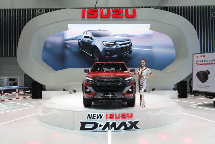 Isuzu D-Max 2024 được trang bị động cơ mạnh mẽ, hứa hẹn mang lại trải nghiệm lái xe tuyệt vời cho người sử dụng.