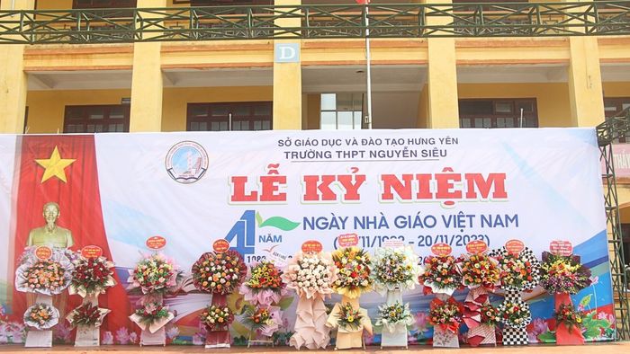 Kịch bản cho chương trình 20/11 - Phần 1.