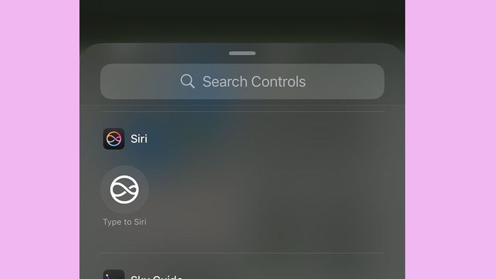 Control Center có một số thay đổi nhỏ trong bản cập nhật iOS 18.2 beta 1 mới nhất