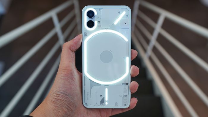 Nothing Phone 1 - ra mắt vào năm 2020