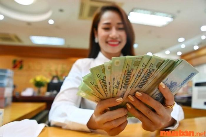 Lương khởi điểm l&agrave; số tiền m&agrave; người lao động nhận khi bắt đầu l&agrave;m việc tại một doanh nghiệp.