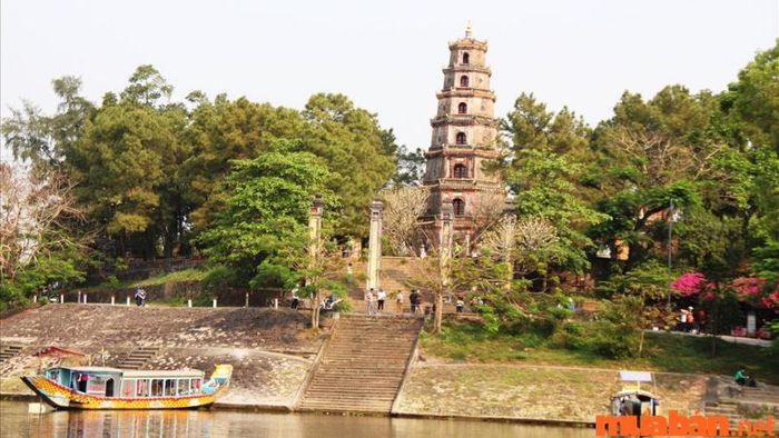 chùa Thiên Mụ