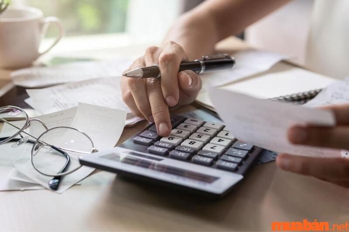 Trước khi thực hiện cải c&aacute;ch tiền lương theo Nghị quyết 27: Tiền lương = Lương cơ sở x Hệ số lương.