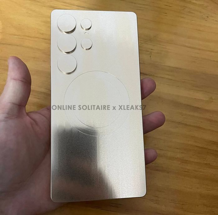 Mẫu Galaxy S25 Ultra