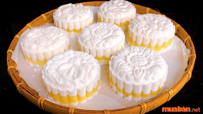 Bánh in mang biểu tượng của may mắn và tài lộc cho gia đình
