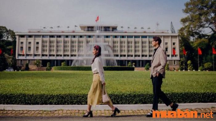 Dinh Độc Lập, một trong những địa điểm check in đầy ý nghĩa tại Sài Gòn (Nguồn ảnh: Sưu tầm)