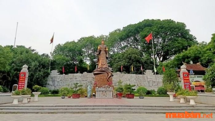 Di Tích Lịch Sử Đền Thờ Nguyên Phi Ỷ Lan
