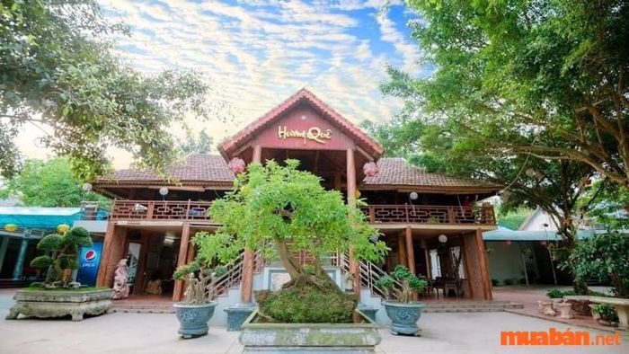 Nhà hàng Hương Quê