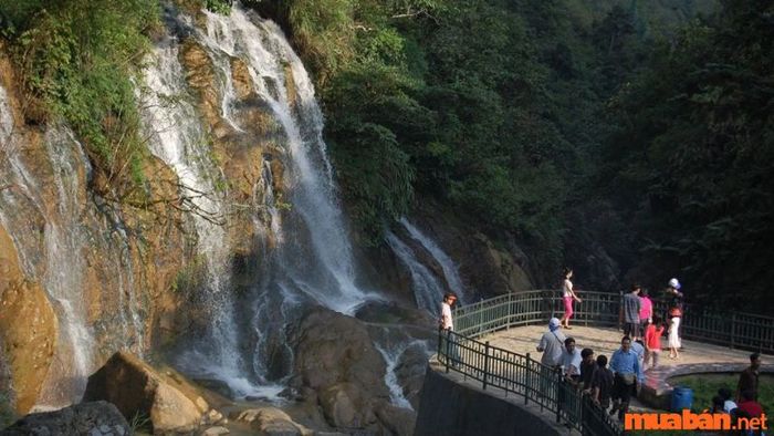 Thác Tiên Sa - Nét đẹp hoang sơ như tiên cảnh giữa núi rừng Sapa