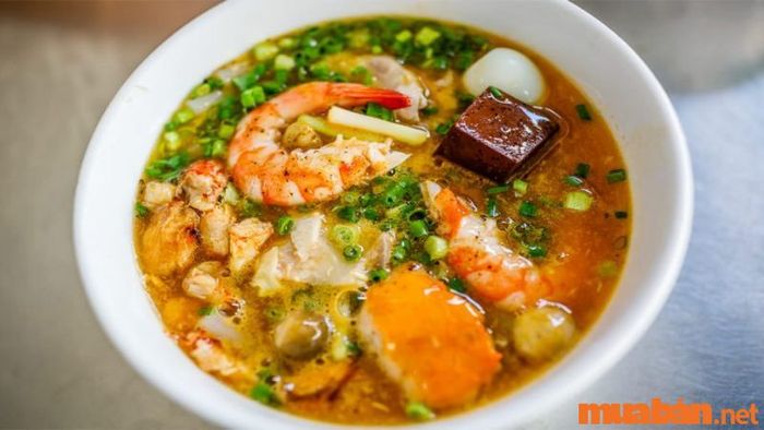 Buổi sáng nên ăn gì ở Đà Lạt - Bánh canh Xuân An