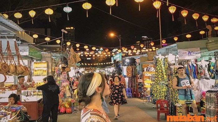 Chợ đêm Nha Trang