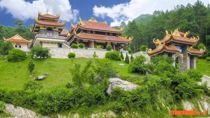 Vĩnh Phúc có gì thú vị? Thiền viện Trúc Lâm Tây Thiên
