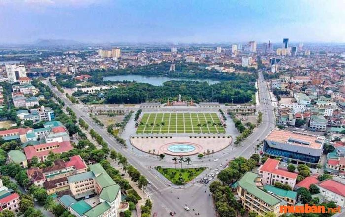 Vĩnh Phúc có gì thú vị? Quảng trường Hồ Chí Minh