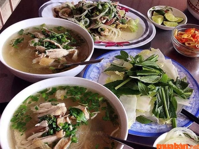 Quán Miến gà Nga