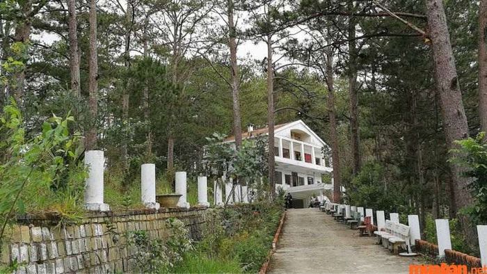 Ngôi nhà ma nổi tiếng