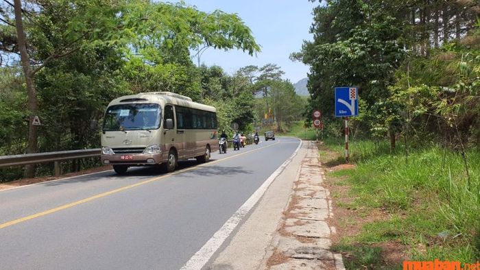 Con đèo dài 11 km