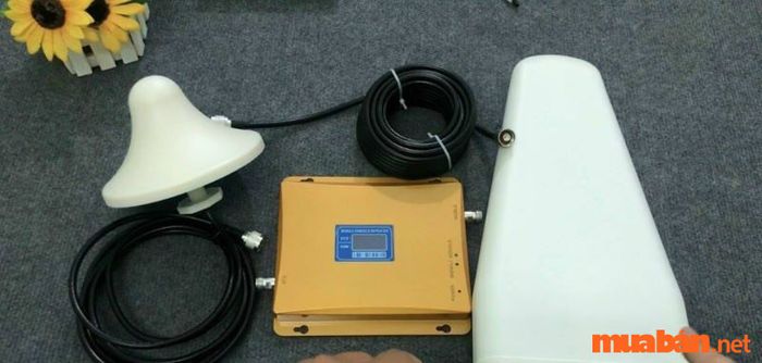 thiết bị tăng cường sóng điện thoại - Repeater