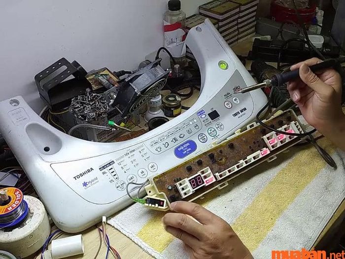 Khắc phục lỗi E2-3 trên máy giặt