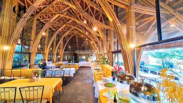 các điểm ẩm thực và nhà hàng