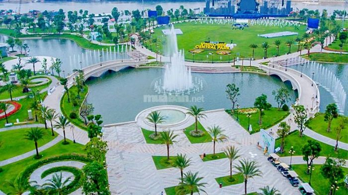 Vinhomes Central Park - Khu công viên hiện đại với không gian thoáng đãng và nhiều góc chụp ảnh đẹp