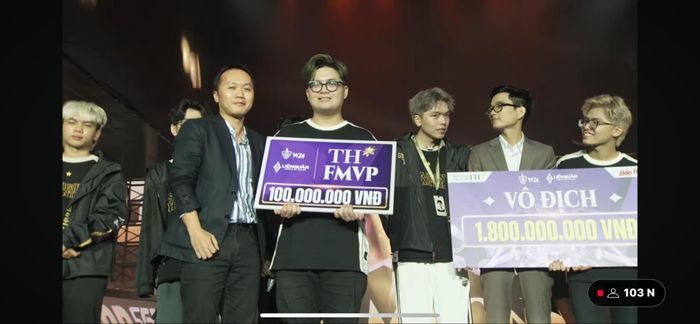 Kuga được vinh danh FMVP