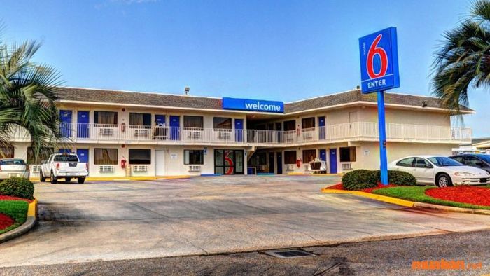 Đặc điểm và cấu trúc của một Motel là gì?