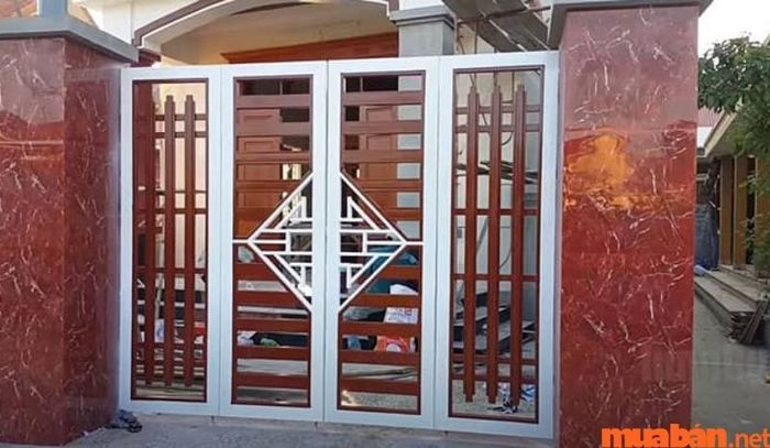 Kích thước phong thủy cho cửa bốn cánh cũng được phân thành hai trường hợp.
