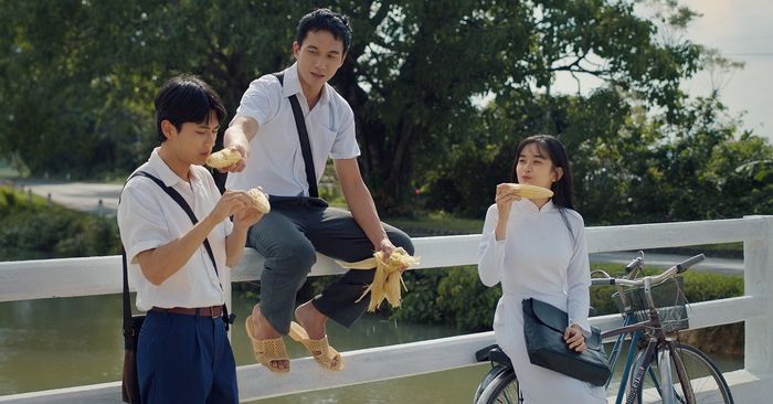 Trước khi có những cảm xúc đầu đời, họ đã là những người bạn thân thiết.