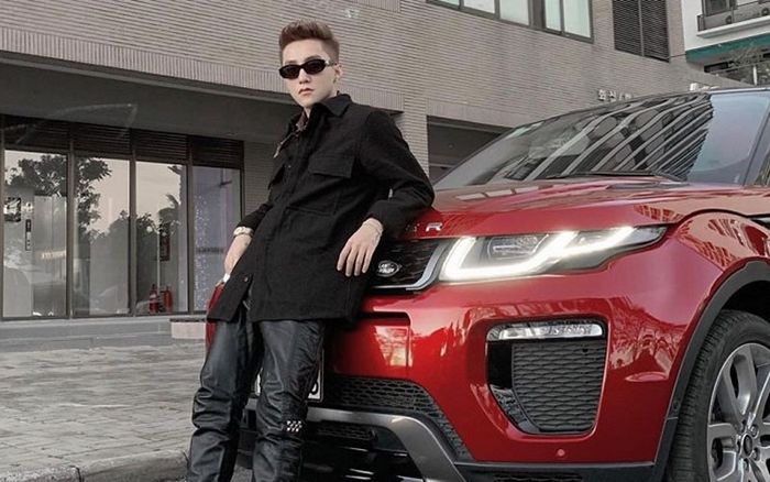 Kiểu tóc Quiff tạo điểm nhấn nổi bật trên gương mặt