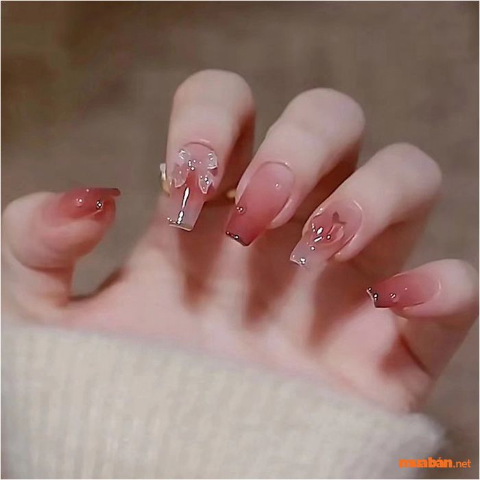 Bộ nail đơn giản cho móng dài