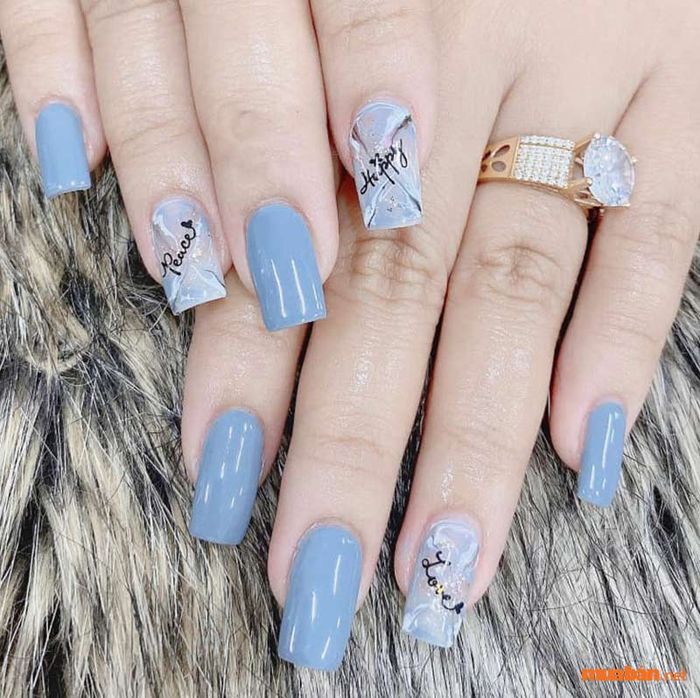 Mẫu nail đơn giản, thanh lịch cho các nàng trong dịp Tết 2024