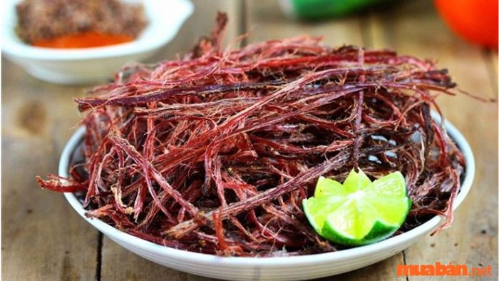 Thịt trâu gác bếp