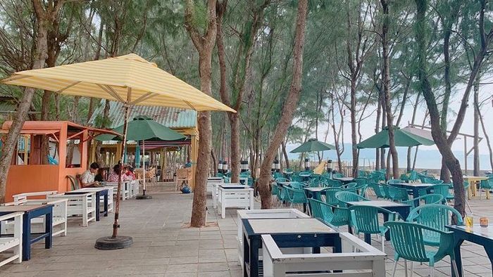 Khu cắm trại Zenna Pool Camp rất nổi tiếng