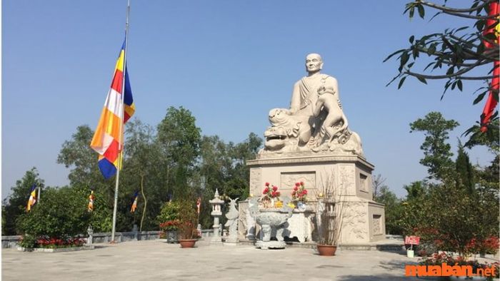 Thiền Viện Vạn Hạnh 