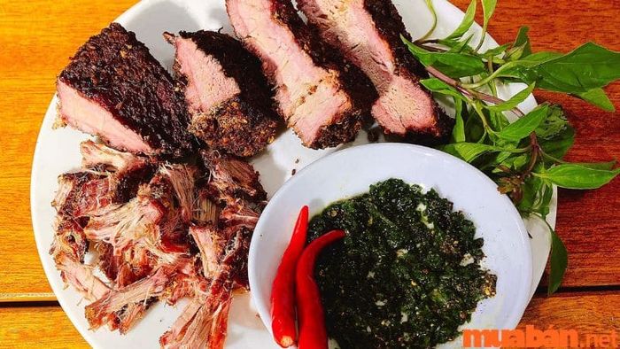 Thịt hun khói Huệ Tâm Măng Đen