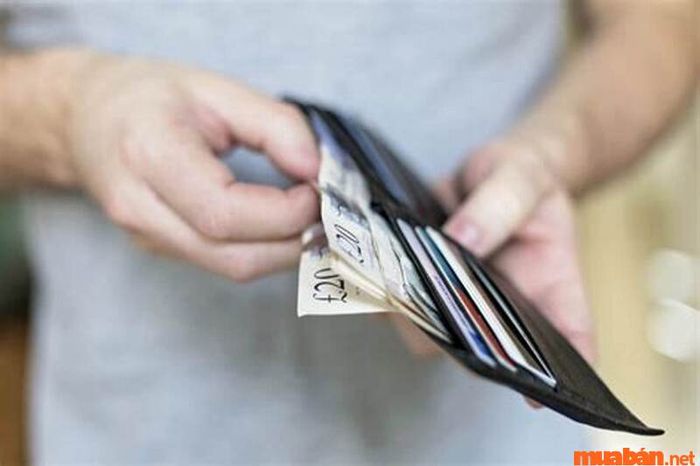 Kinh nghiệm du lịch Cát Bà: Hỏi giá trước khi mua sắm