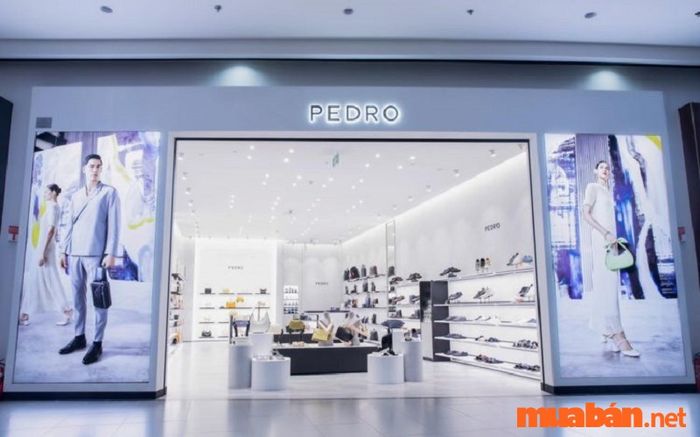 AEON Tân Phú có gì thú vị - Khám phá và mua sắm tại cửa hàng Pedro