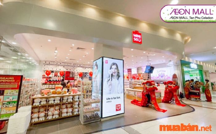 AEON Tân Phú có gì thú vị - Đến mua sắm tại cửa hàng Miniso