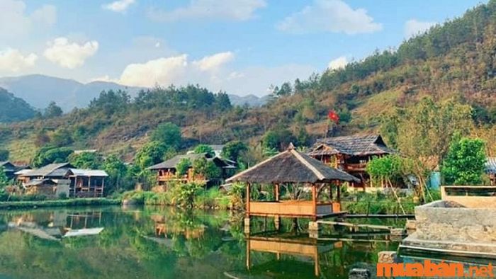 Bản Mòng