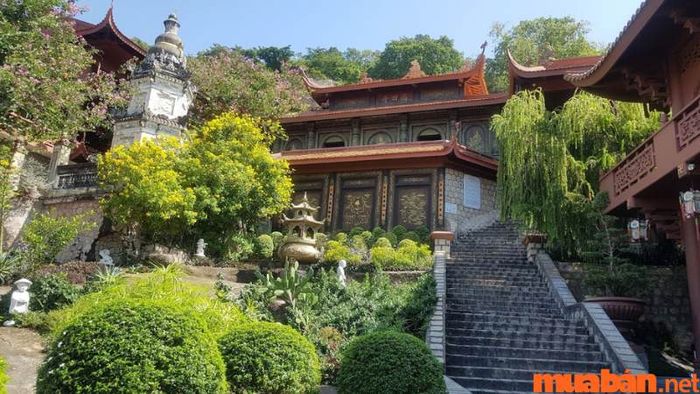 Phước Điền Tự (Chùa Hang)