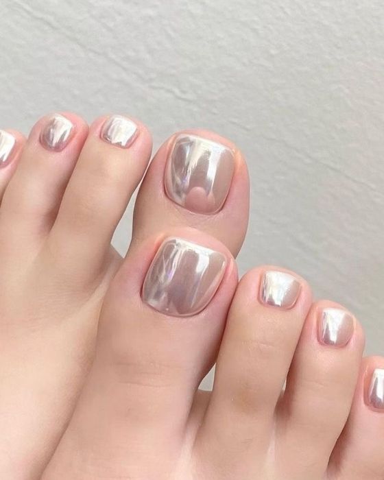 Mẫu tráng gương màu trắng 1 (Ảnh: Sưu tầm)