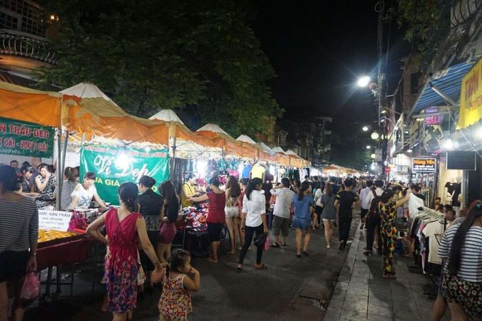 Trung Thu tại Phố Hàng Mã